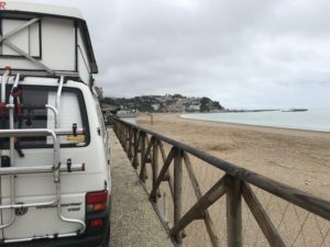 Numana, Marche. Spiaggia e ufficio