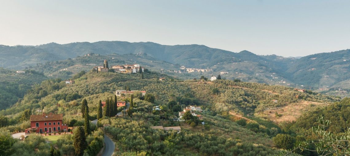 Vista di Massa e Cozzile